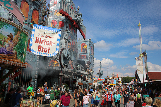 Straubinger Gäubodenfest (©Foto: Martin Schmitz)